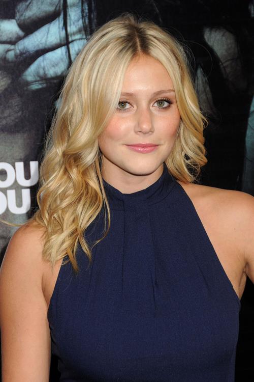 Julianna Guill - The Apparition Premiere at Grauman's Chinese Theatre in Los Angeles - August 23, 2012