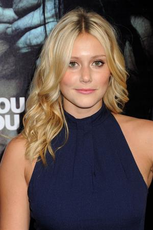 Julianna Guill - The Apparition Premiere at Grauman's Chinese Theatre in Los Angeles - August 23, 2012