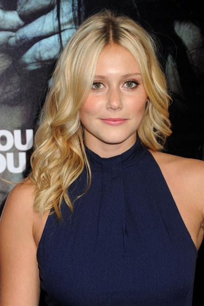 Julianna Guill - The Apparition Premiere at Grauman's Chinese Theatre in Los Angeles - August 23, 2012