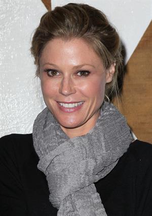 Julie Bowen - Opening night of 'Ghost Town' in Venice, CA (Jul 15, 2012)