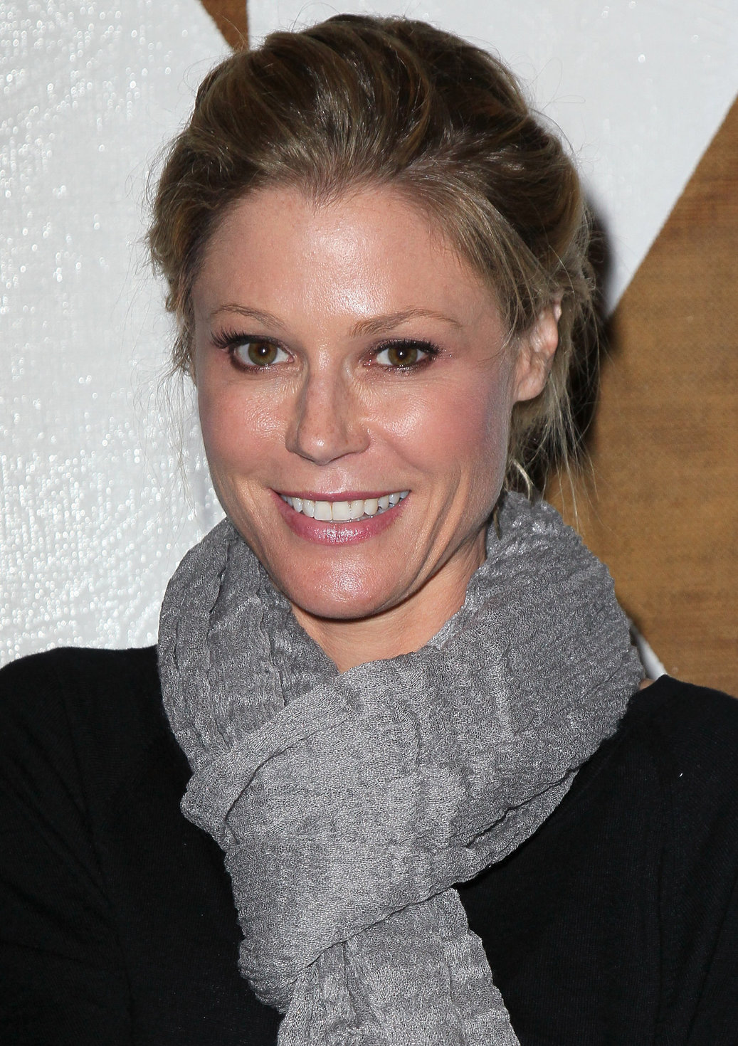 Julie Bowen - Opening night of 'Ghost Town' in Venice, CA (Jul 15, 2012)