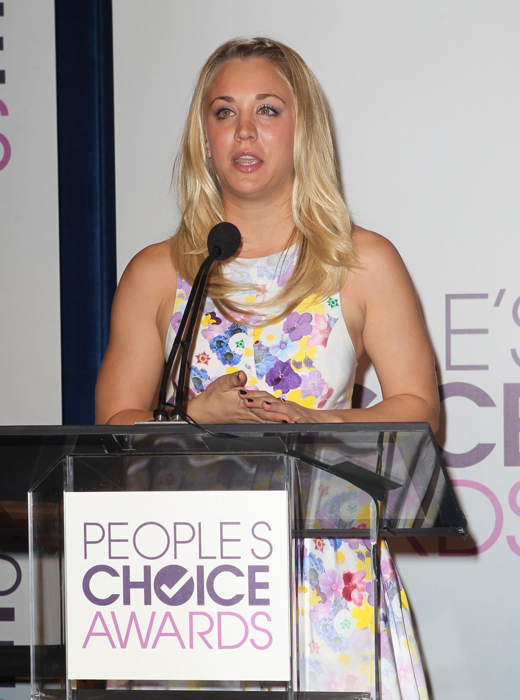 Kaley Cuoco People's Choice Awards 2013 Nomination Announcements (November 15, 2012) 