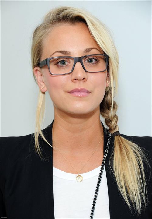 Kaley Cuoco - Corey Helford Gallery Presents Giles Walker's 'The Last Supper' - September 7, 2012