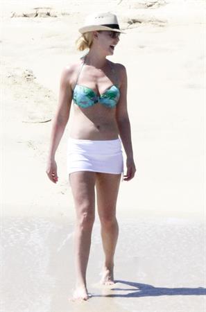 Katherine Heigl Bikini Pictures Katherine Heigl On vacation in Los Cabos, Mexico - April 7, 2013