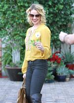 Katherine Heigl got lunch with her mom and Josh Kelly to celebrate her birthday, in Beverly Hills November 24, 2012 