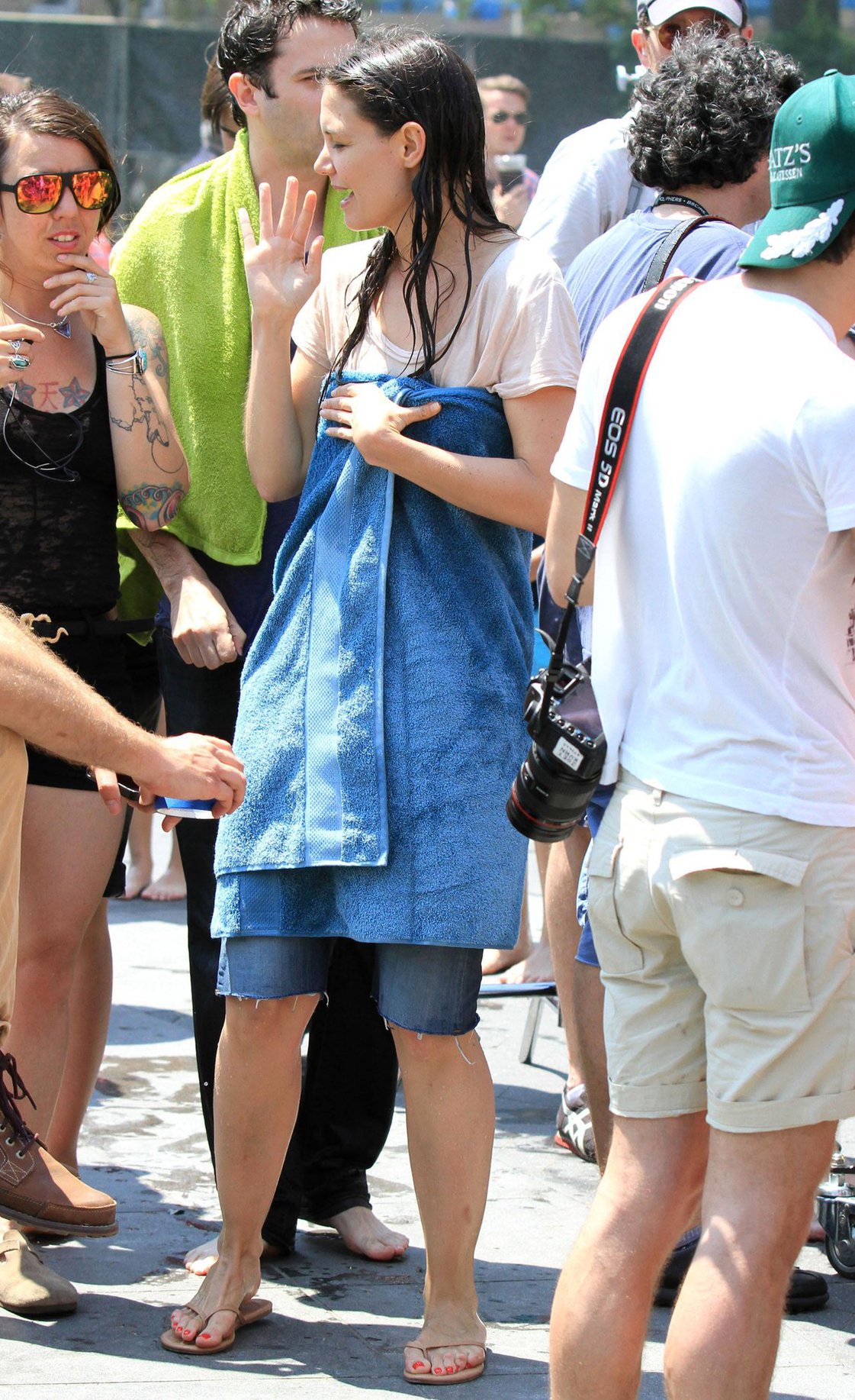 Katie Holmes Films  Mania Days  in Washington Square Park (May 21, 2013) 