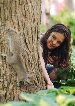 Katie Holmes Pictures Katie Holmes Films  Mania Days  in Washington Square Park (May 21, 2013)