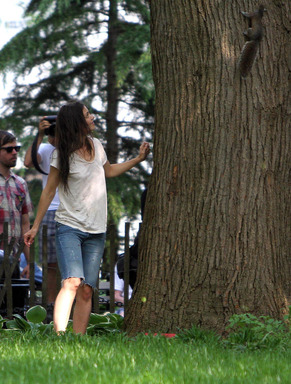 Katie Holmes Films  Mania Days  in Washington Square Park (May 21, 2013) 