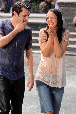 Katie Holmes Pictures Katie Holmes Films  Mania Days  in Washington Square Park (May 21, 2013)