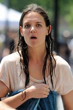 Katie Holmes Films  Mania Days  in Washington Square Park (May 21, 2013) 