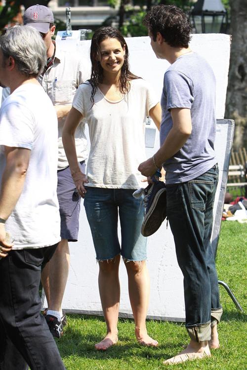 Katie Holmes Films  Mania Days  in Washington Square Park (May 21, 2013) 