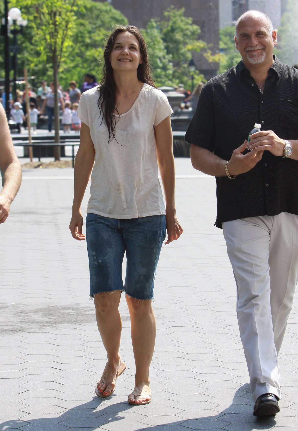 Katie Holmes Films  Mania Days  in Washington Square Park (May 21, 2013) 