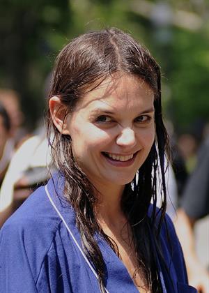 Katie Holmes Pictures Katie Holmes Films  Mania Days  in Washington Square Park (May 21, 2013)