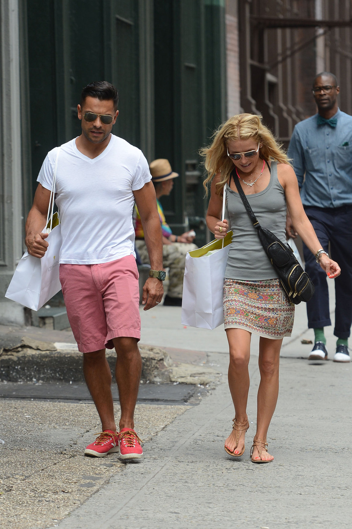Kelly Ripa - Out in SoHo for some shopping - July 27, 2012
