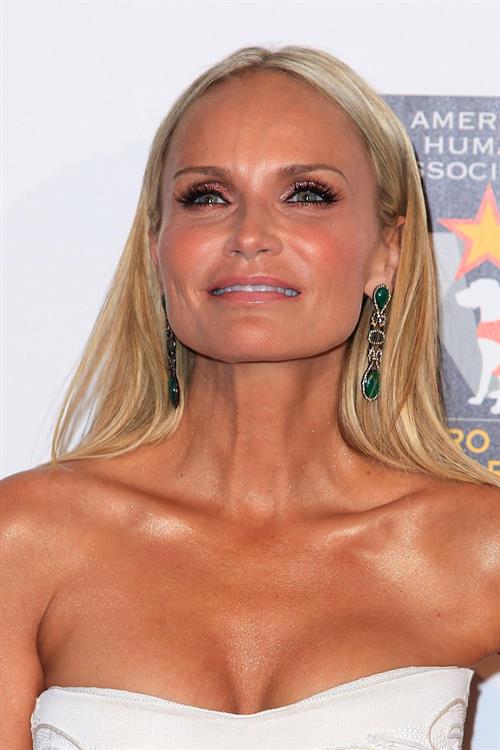 Kristin Chenoweth The American Humane Association's Hero Dog Awards on October 6, 2012 