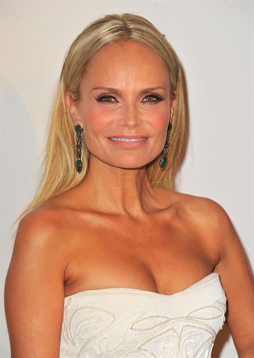 Kristin Chenoweth The American Humane Association's Hero Dog Awards on October 6, 2012 