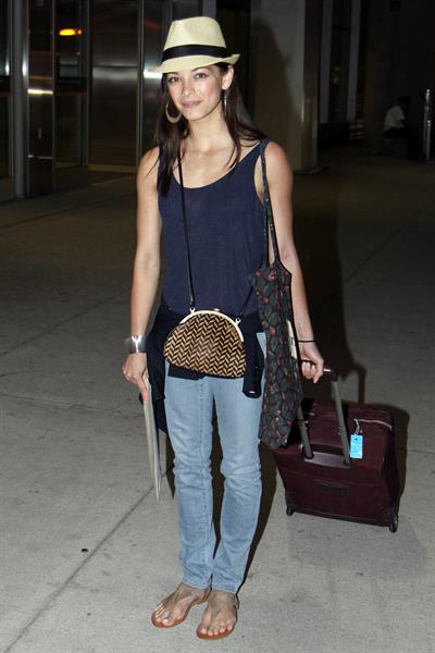 Kristin Kreuk - Pearson International Airport arrival candids in Toronto (July 16, 2012)