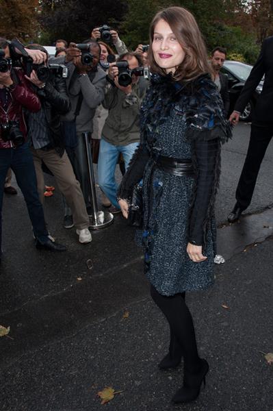 Laetitia Casta Chanel Spring / Summer 2013 show at the Paris Fashion Week (Oct 2, 2012) 