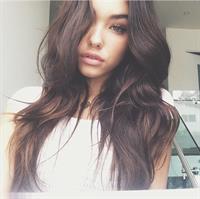 Madison Beer taking a selfie