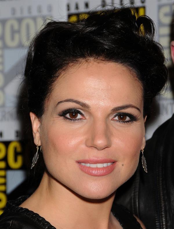 Lana Parrilla -  Once Upon a Time  press room at Comic-Con 2012 in San Diego (July 14, 2012)
