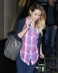 Lauren Conrad Los Angeles International Airport (16.04.2013) 