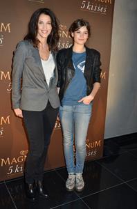 Linda Hardy 'Magnum Ice Creams' Party for Valentine's day (Feb 13, 2013) 