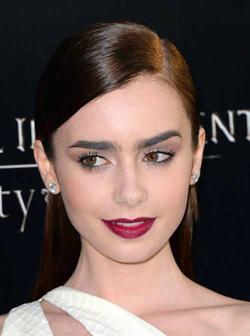 Lily Collins The Mortal Instruments City Of Bones Premiere LA 8/12/2013 