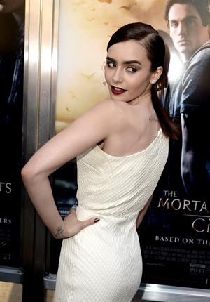 Lily Collins The Mortal Instruments City Of Bones Premiere LA 8/12/2013 