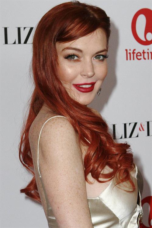 Lindsay Lohan  Liz & Dick  Los Angeles Premiere (November 20, 2012) 