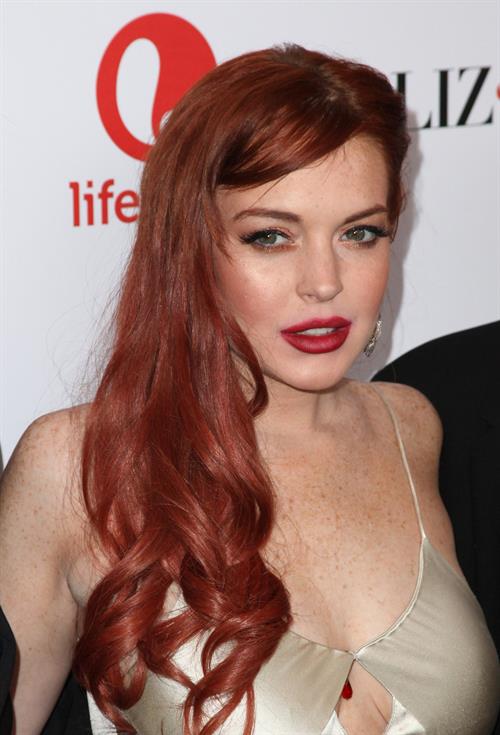 Lindsay Lohan  Liz & Dick  Los Angeles Premiere (November 20, 2012) 