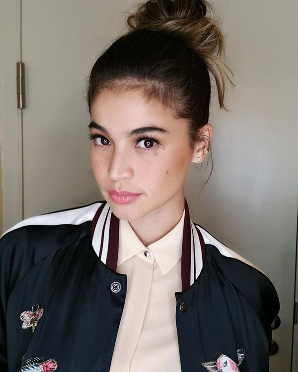 Anne Curtis