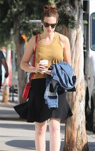 Mandy Moore outside the Coffee Commissary in West Hollywood October 3, 2012 