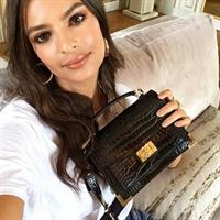 Emily Ratajkowski taking a selfie