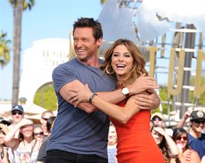 Maria Menounos on the set of EXTRA at Universal Studios in Hollywood on September 12, 2013