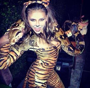 Nina Dobrev