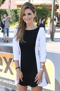Maria Menounos – on  Extra  set 9/26/13  