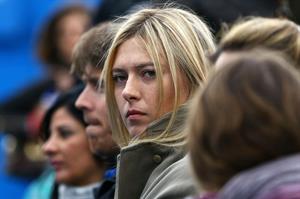 Maria Sharapova Watches her boyfriend on day one of the AEGON Championships at Queens Club in London - June 10, 2013 