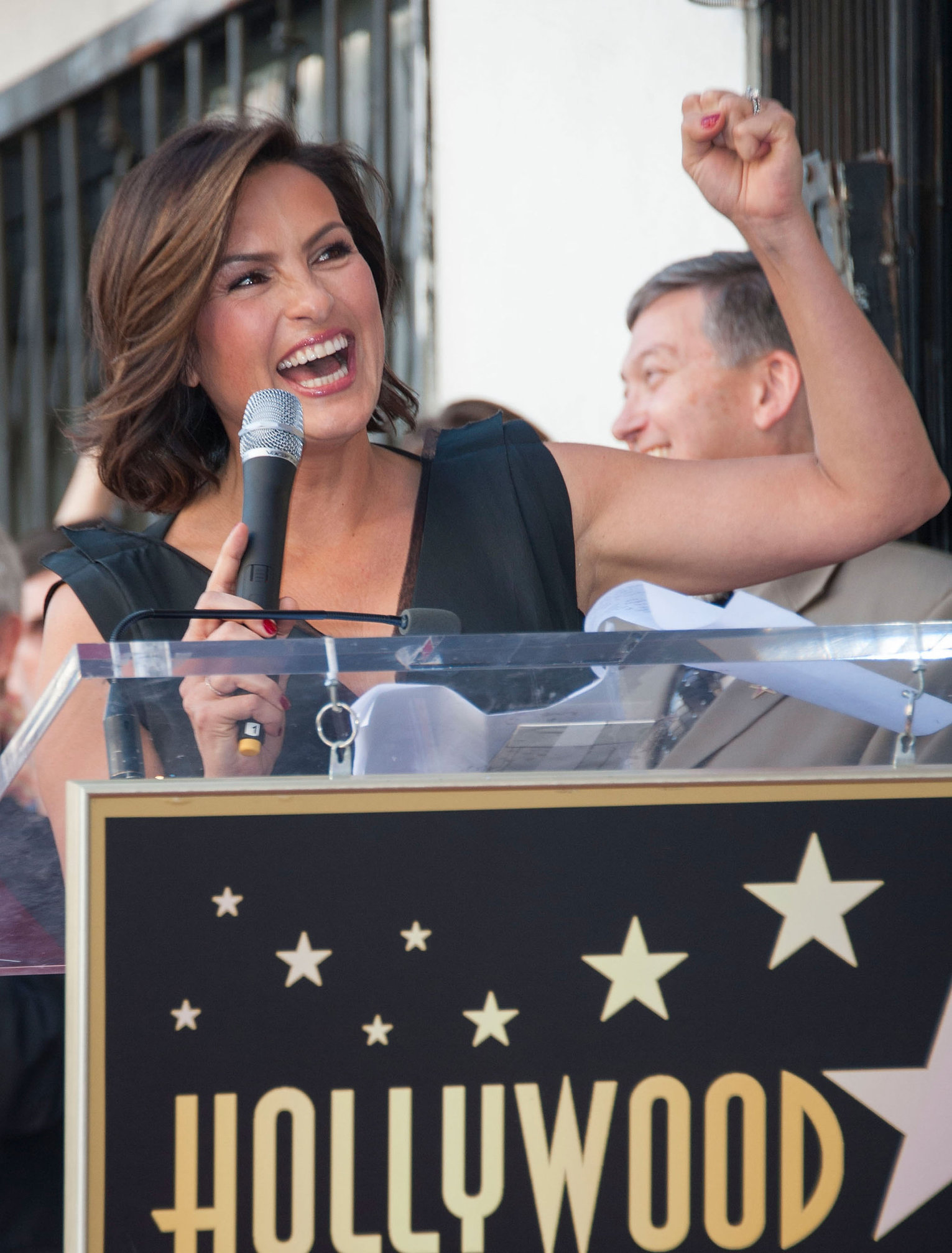 Mariska Hargitay Pictures Mariska Hargitay Honored With Star On The Hollywood Walk Of Fame - Hollywood, Nov. 8, 2013
