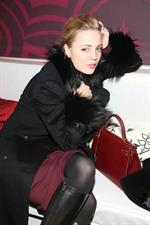 Melissa George 'Nicole Miller' Fashion Show - Mercedes Benz Fashion Week (February 2, 2007) 