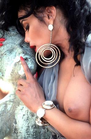 La Toya Jackson Topless Pictures La Toya Jackson nude Playboy March 1989
