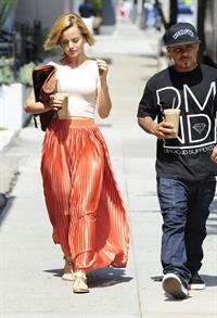 Mena Suvari - Out for lunch at Planet Raw in Santa Monica - August 21, 2012