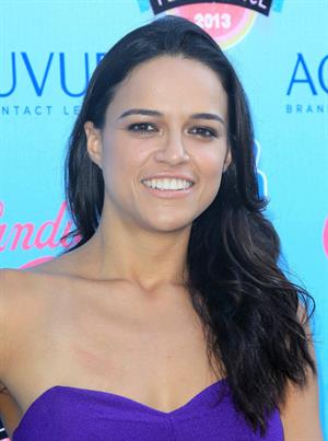 Michelle Rodriguez at the Teen Choice Awards 2013 in Universal City August 11, 2013 