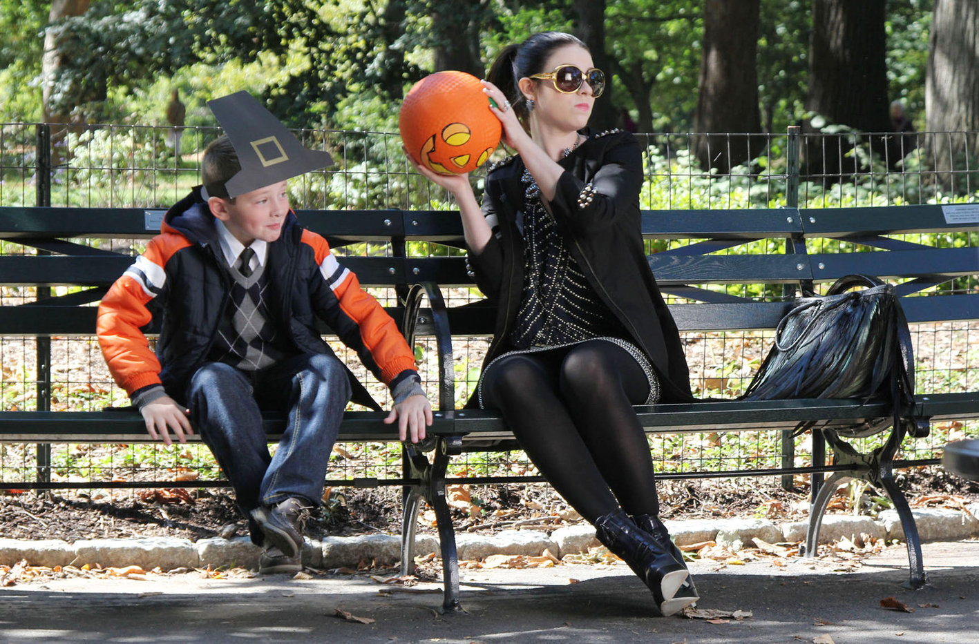 Michelle Trachtenberg Pictures Michelle Trachtenberg on the Set of Gossip Girl in Central Park - September 24, 2012