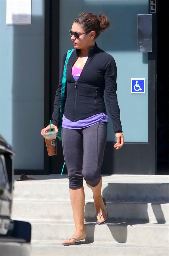Mila Kunis Heading to the gym in Studio City - August 27, 2012 