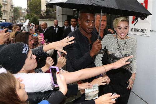 Miley Cyrus Pictures Miley Cyrus in Paris 9/9/13