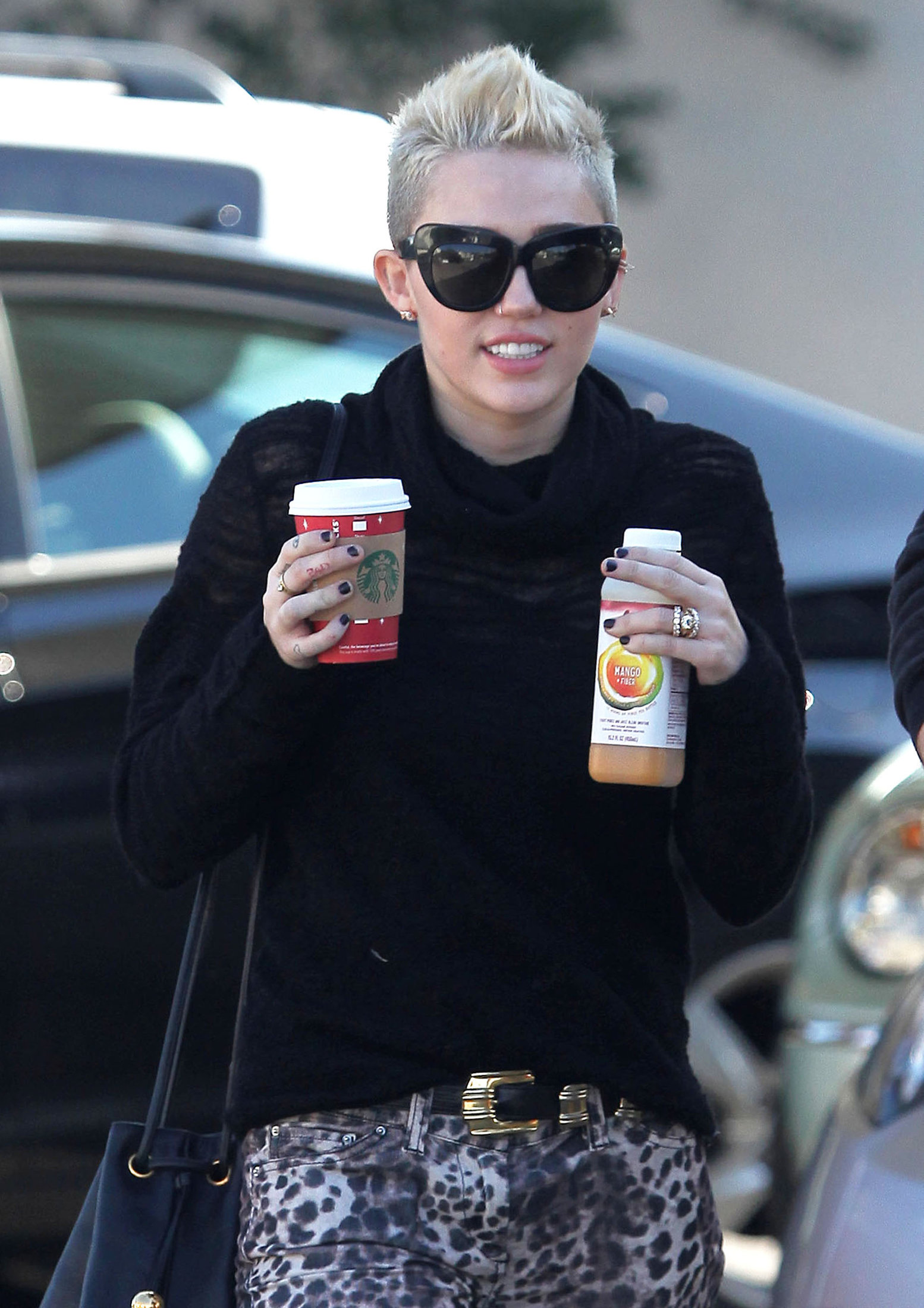 Miley Cyrus at Starbucks in Toluca Lake 12/22/12 