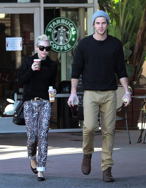 Miley Cyrus Pictures Miley Cyrus at Starbucks in Toluca Lake 12/22/12