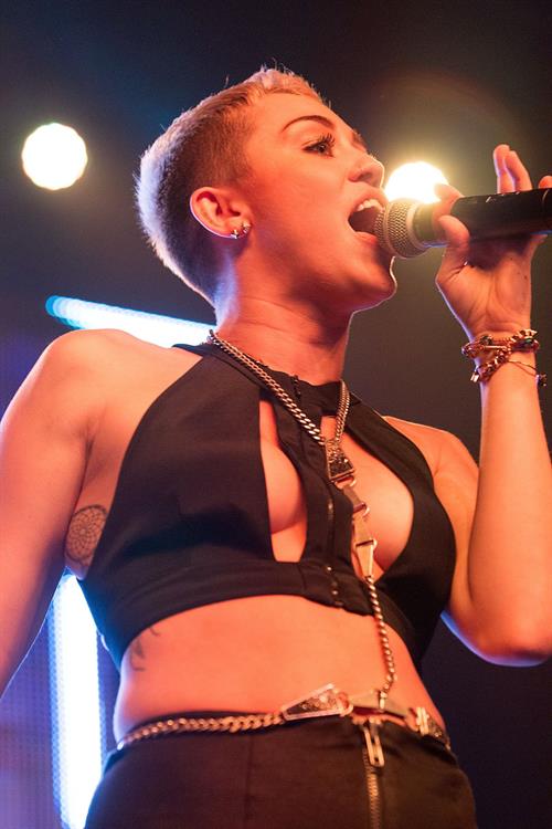 Miley Cyrus Borgore's Christmas Creampies Concert in Hollywood 12/8/12 