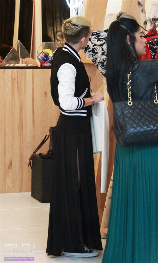 Miley Cyrus shopping at Reformation in West Hollywood 11/9/12