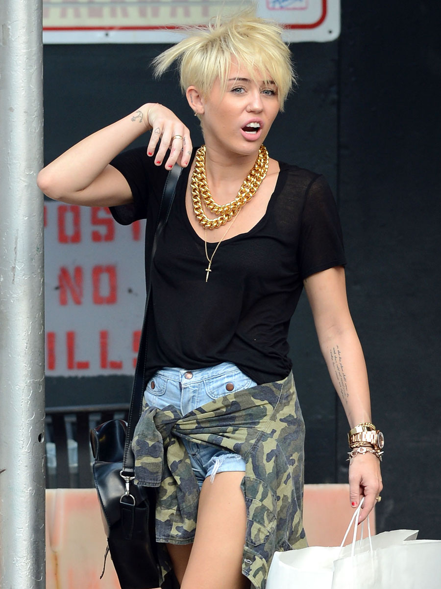 Miley Cyrus - Out shopping in New York City August 23, 2012